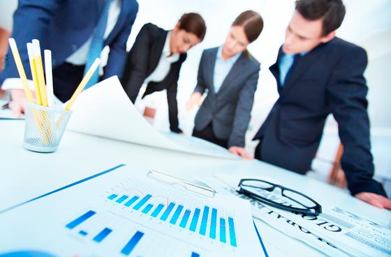 Consultores-financieros-para-grandes-empresas-en-Colombia